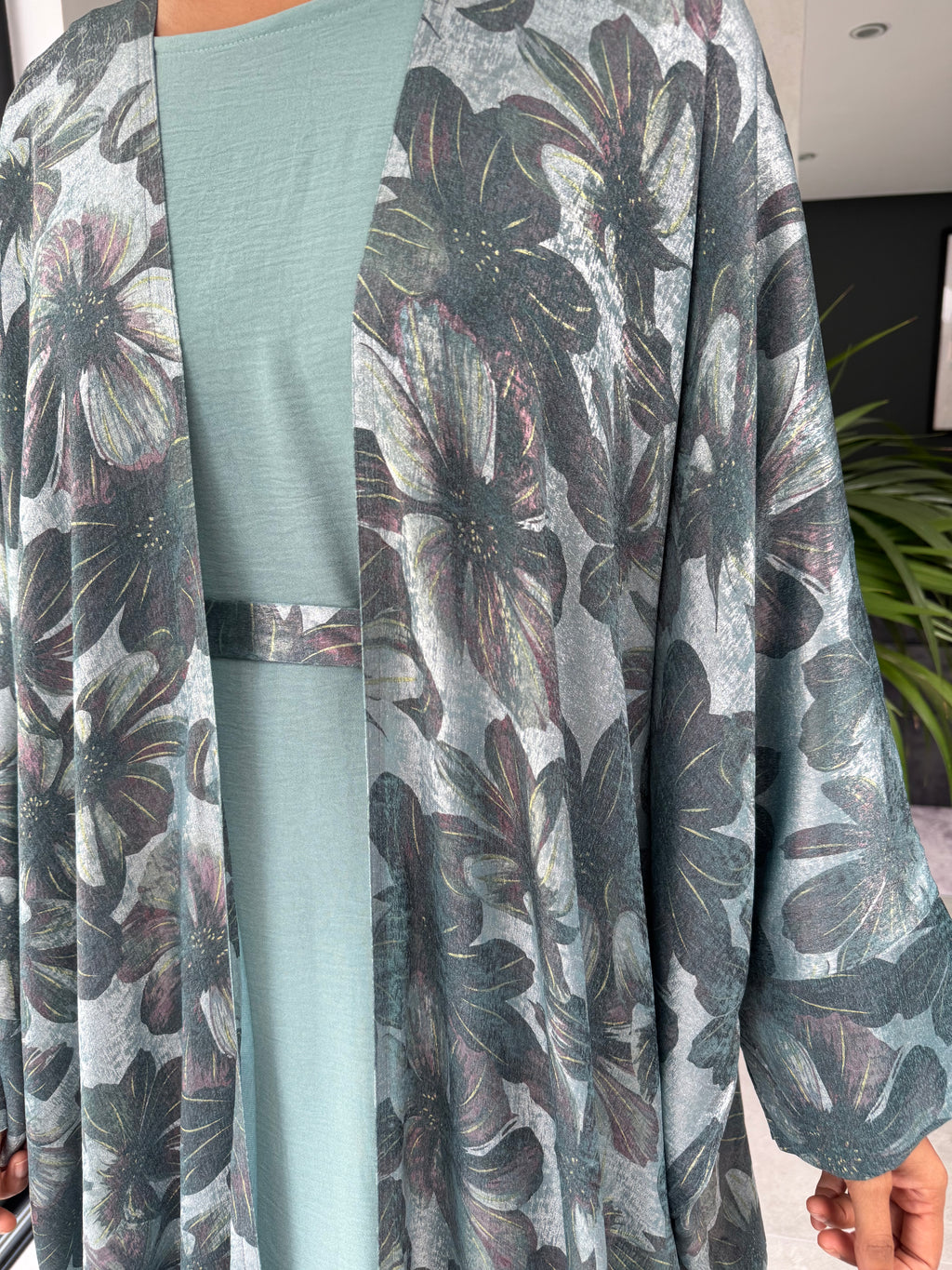 Floral Shiny Print Four Piece Abaya Set